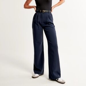 Abercrombie Sloane Tailored Wide Leg Pant Navy